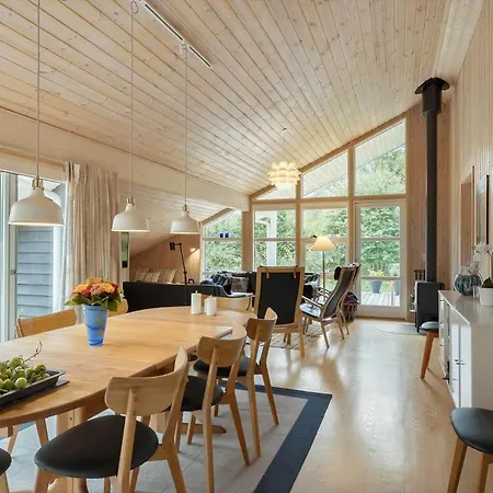 1305-aakirkeby-strandparken-10 Hébergement de vacances