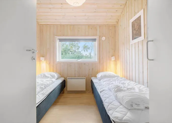 1305-aakirkeby-strandparken-10 Vester Somarken