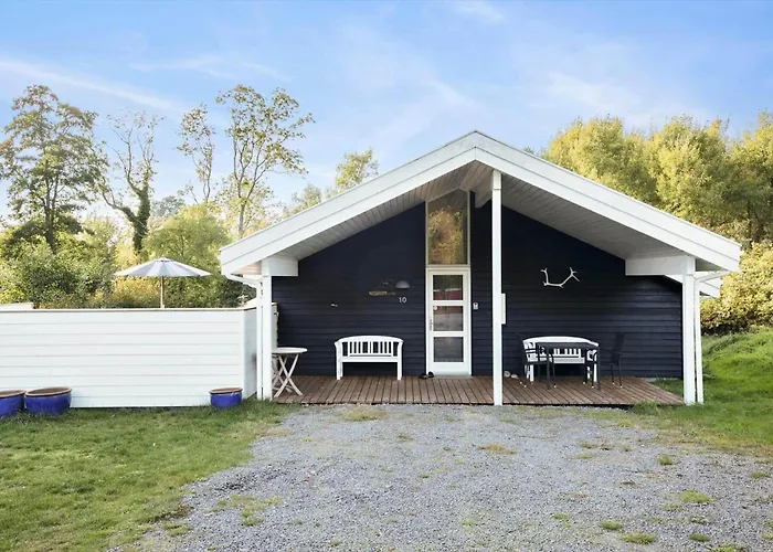 1305-aakirkeby-strandparken-10 Hébergement de vacances